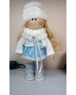 Кукла в зимнем костюме и уггах Высота 30 см